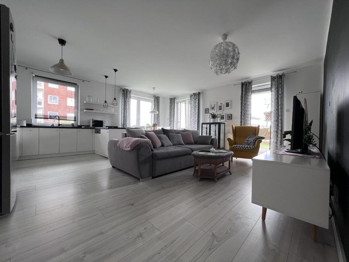 Apartament Z Tarasem Na Osiedlu Rakownica Jelenia Góra Екстериор снимка