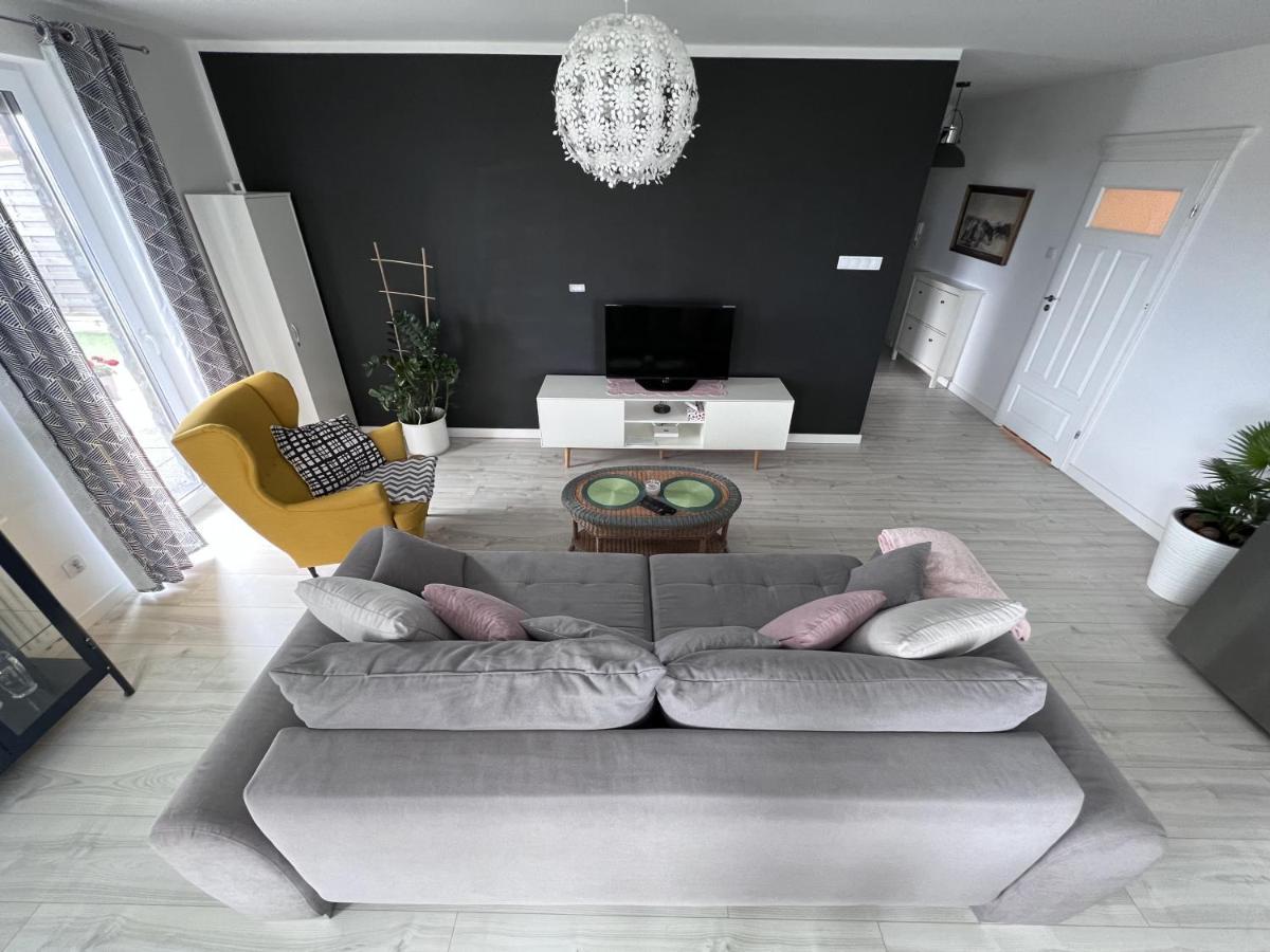 Apartament Z Tarasem Na Osiedlu Rakownica Jelenia Góra Екстериор снимка