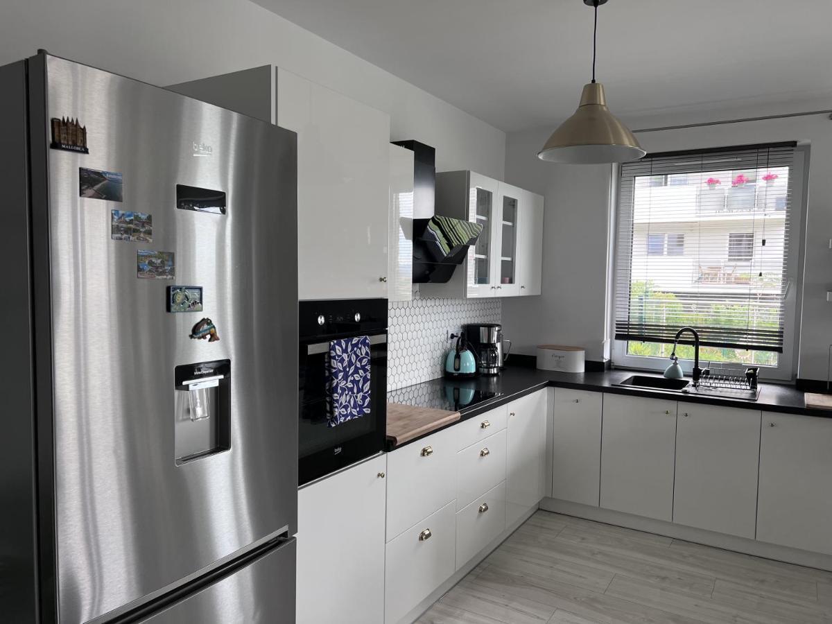Apartament Z Tarasem Na Osiedlu Rakownica Jelenia Góra Екстериор снимка