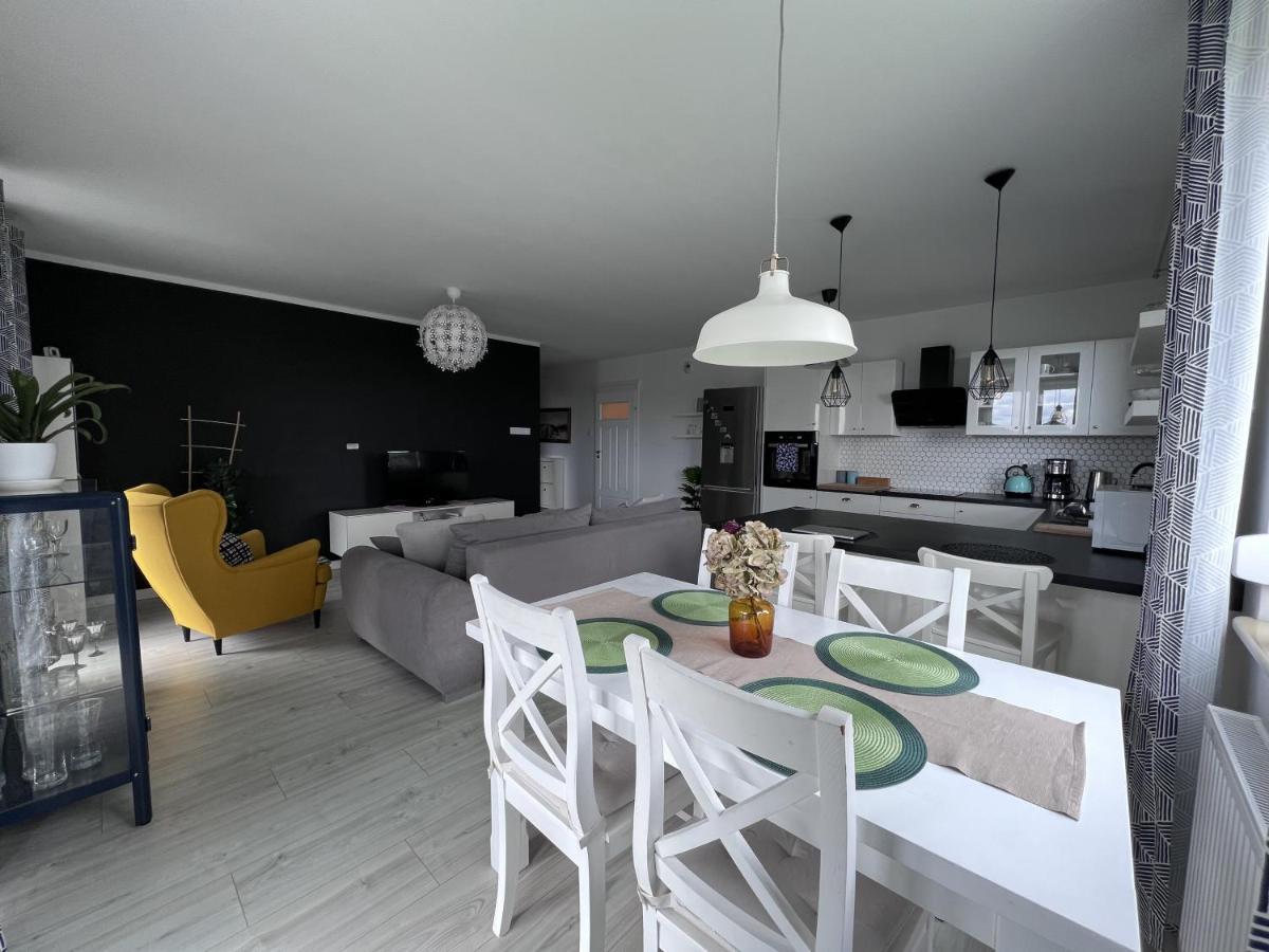 Apartament Z Tarasem Na Osiedlu Rakownica Jelenia Góra Екстериор снимка