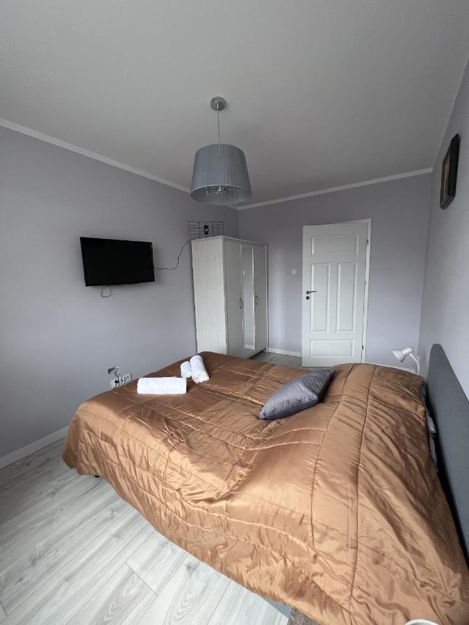 Apartament Z Tarasem Na Osiedlu Rakownica Jelenia Góra Екстериор снимка