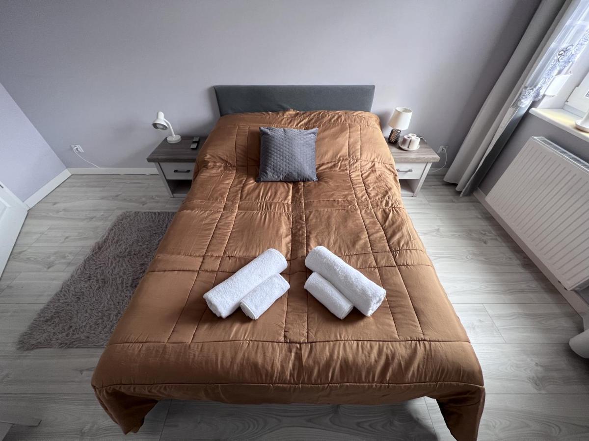 Apartament Z Tarasem Na Osiedlu Rakownica Jelenia Góra Екстериор снимка